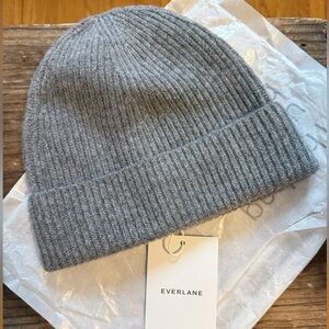 Everlane Cashmere Ribbed Beanie